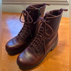 Alegria Ari chestnut oxblood lace up boots 37 like new